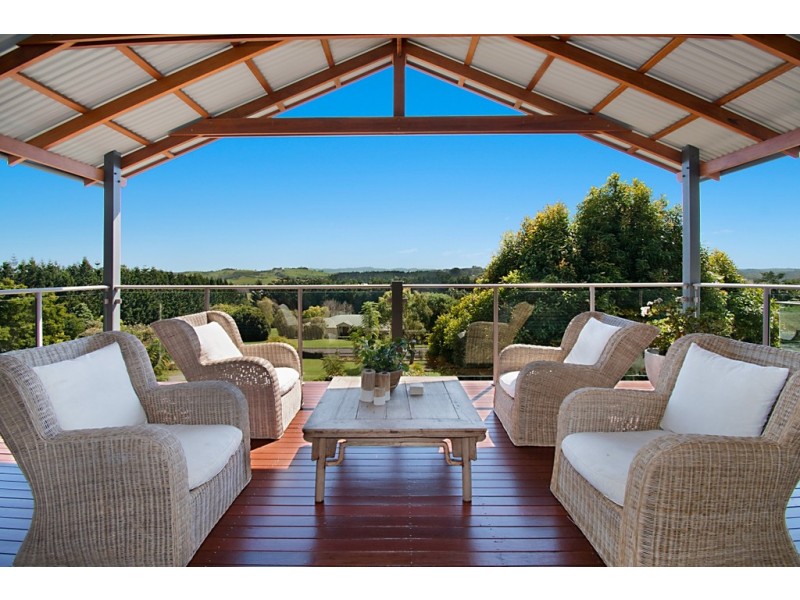 104 Phoenix Drive, Tintenbar NSW 2478