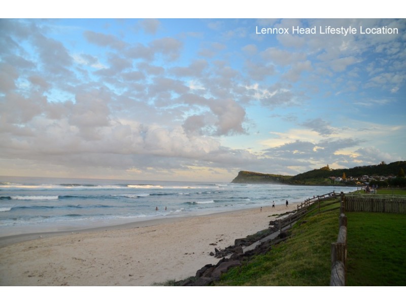 14 Bannockburn Court, Cumbalum NSW 2478