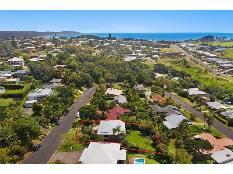 16 Amber Drive, Lennox Head NSW 2478
