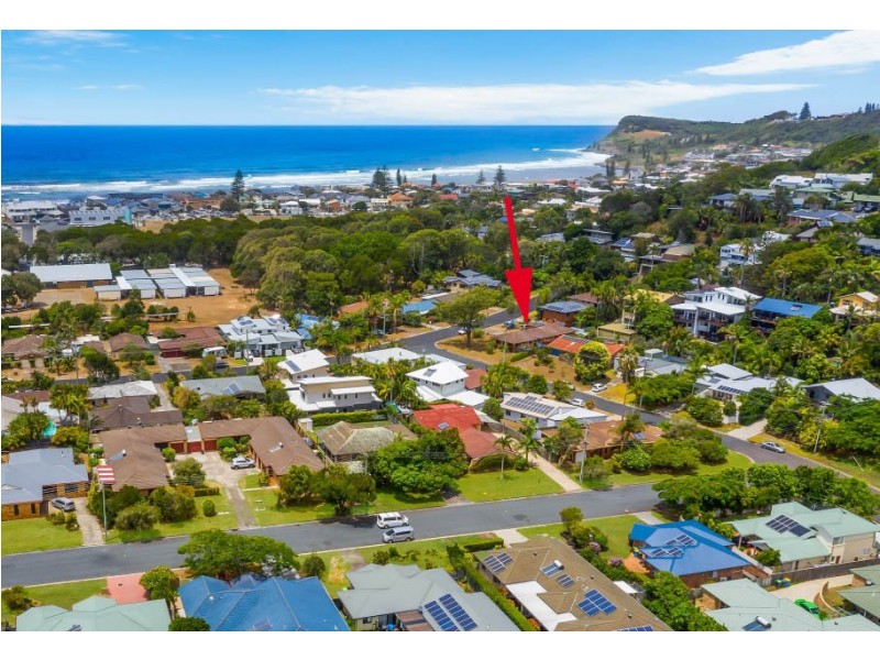 2/15 Banksia Avenue, Lennox Head NSW 2478