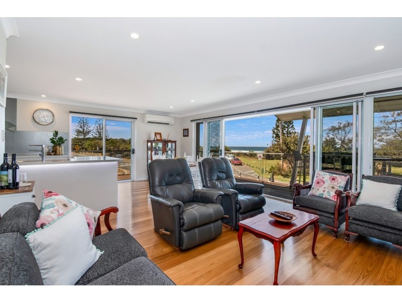 60 Pacific Parade, Lennox Head NSW 2478