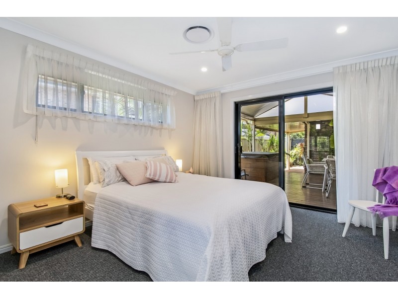 2/2 Patricia Parade, Lennox Head NSW 2478