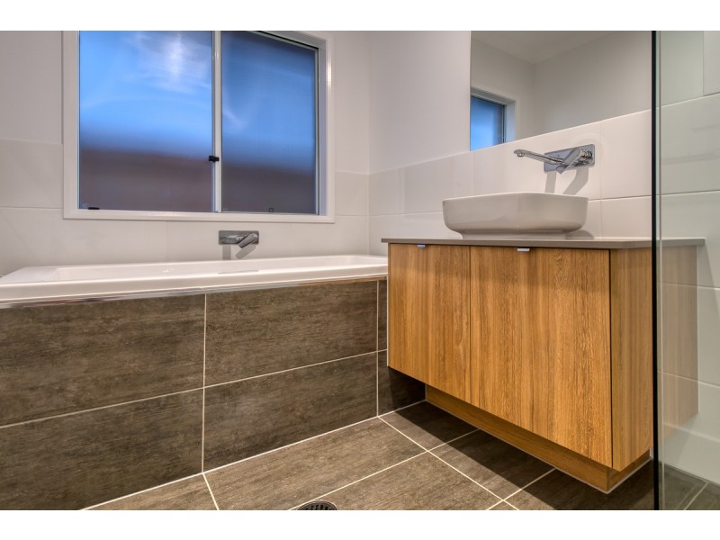 5 PINTAIL LANE, Lennox Head NSW 2478