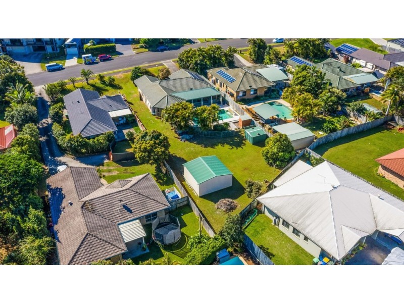51 Hutley Drive, Lennox Head NSW 2478