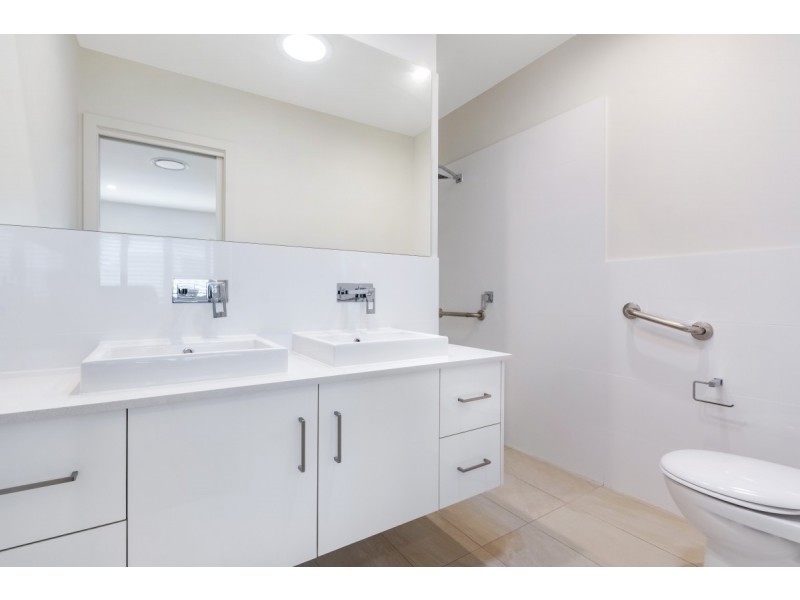 1/8 Megan Crescent, Lennox Head NSW 2478