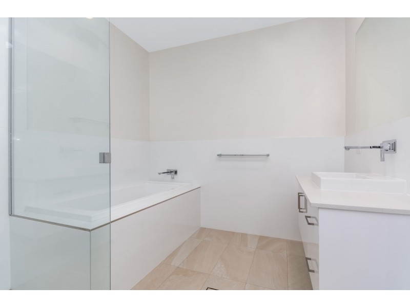 1/8 Megan Crescent, Lennox Head NSW 2478