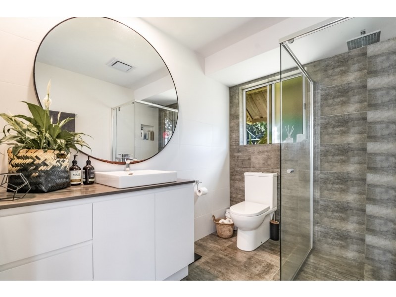 4 Loedna Place, Lennox Head NSW 2478