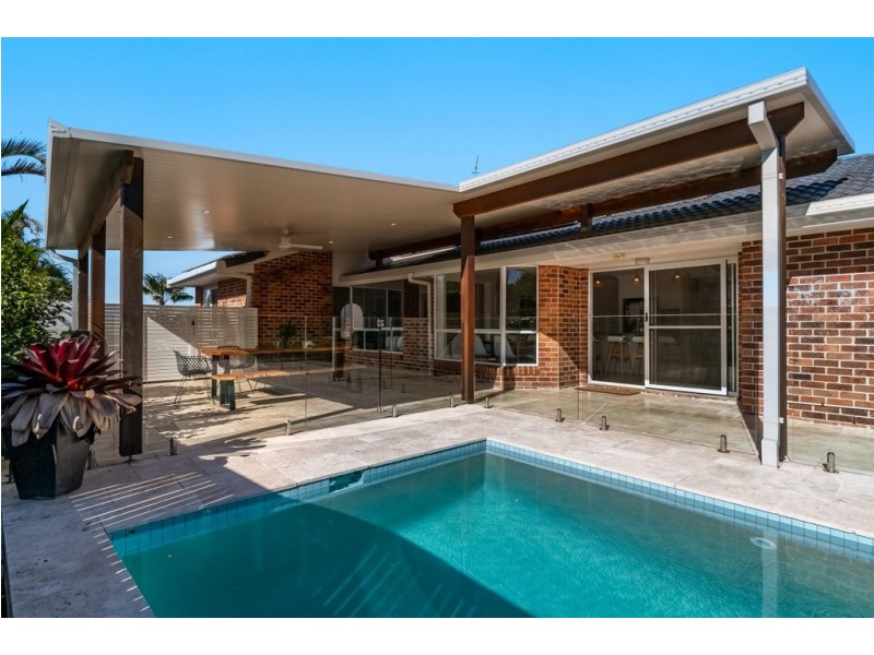 4 Loedna Place, Lennox Head NSW 2478