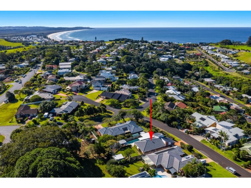 4 Loedna Place, Lennox Head NSW 2478