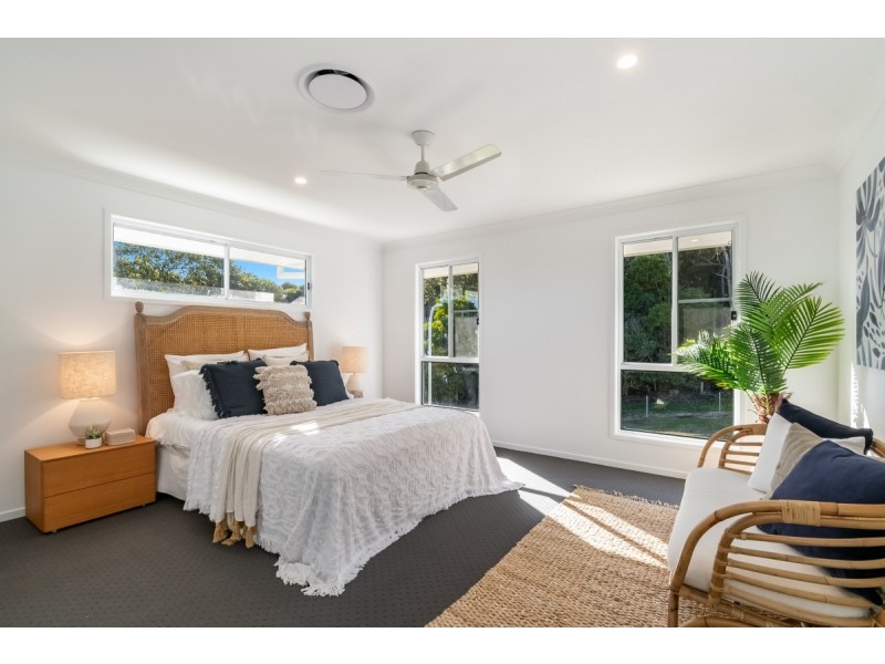 1/4 Olivia Circuit, Lennox Head NSW 2478