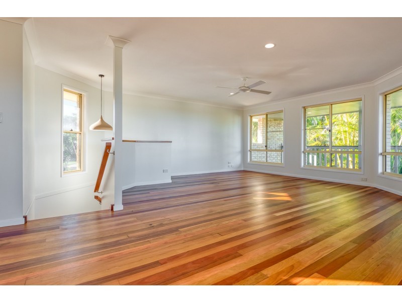 2 THE CREST, Lennox Head NSW 2478