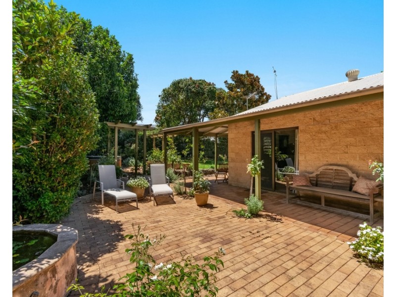 61 North Creek Road, Lennox Head NSW 2478