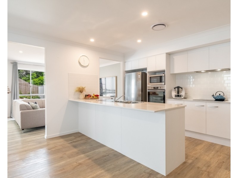 2/4 Olivia Circuit, Lennox Head NSW 2478