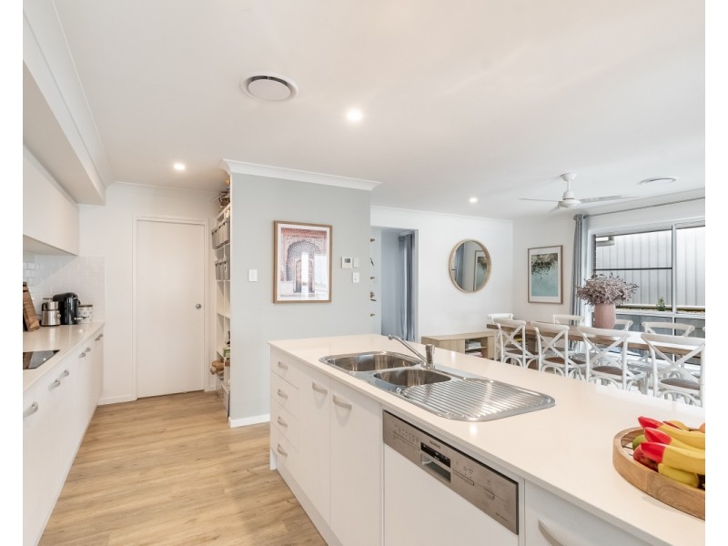 2/4 Olivia Circuit, Lennox Head NSW 2478
