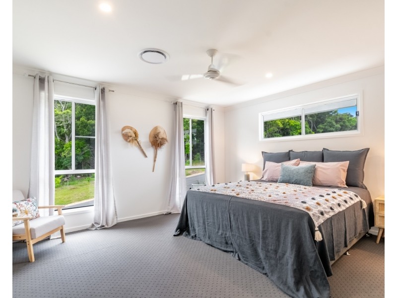 2/4 Olivia Circuit, Lennox Head NSW 2478