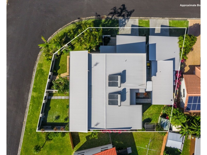 1 and 2/2 Henderson Place, Lennox Head NSW 2478