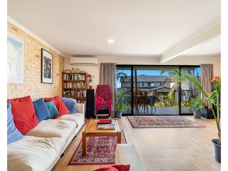 1 and 2/2 Henderson Place, Lennox Head NSW 2478