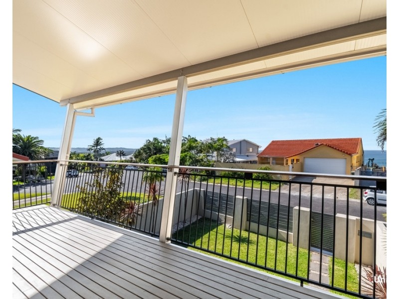 1 and 2/2 Henderson Place, Lennox Head NSW 2478
