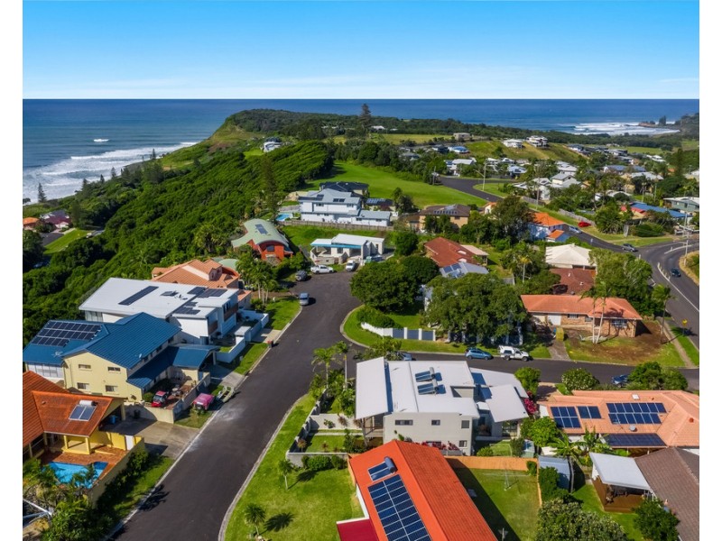 1 and 2/2 Henderson Place, Lennox Head NSW 2478