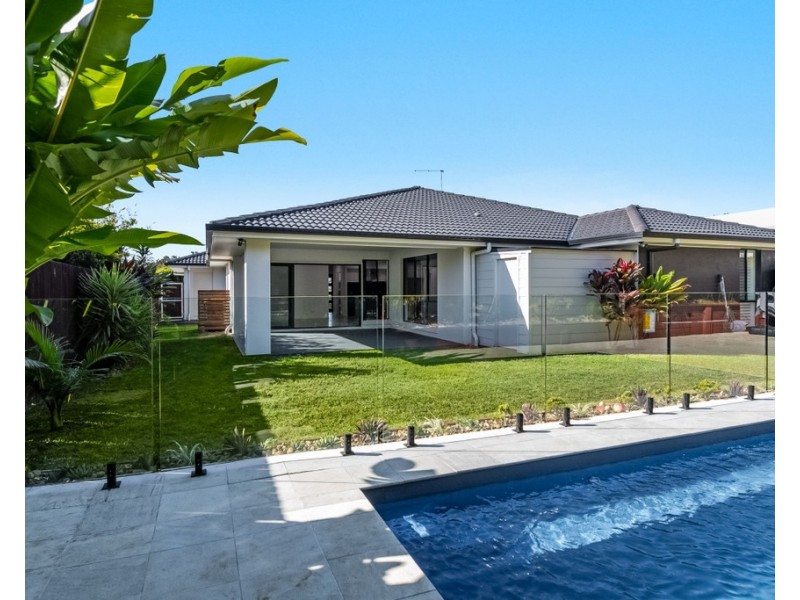 32 Lakeside Way, Lennox Head NSW 2478
