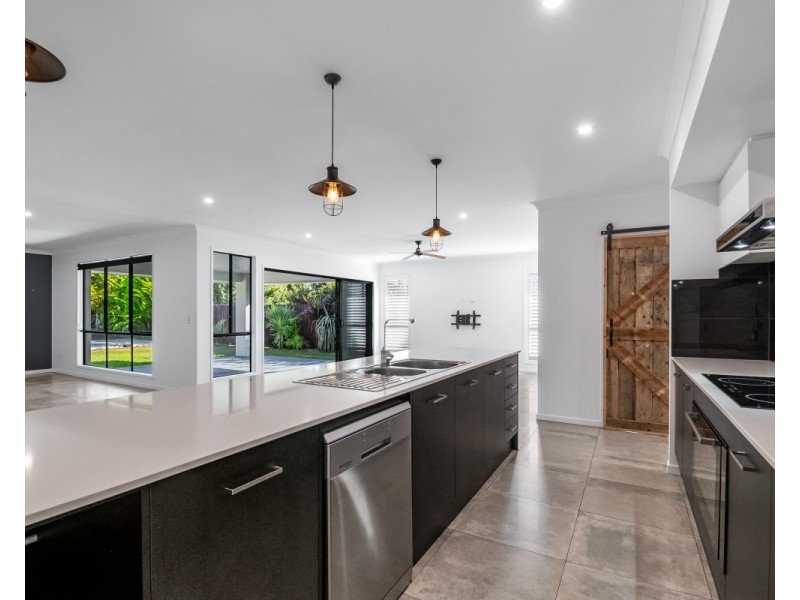 32 Lakeside Way, Lennox Head NSW 2478