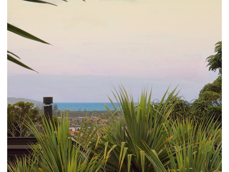 12A Stonehenge Place, Lennox Head NSW 2478