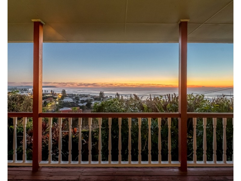 8 Byron Bay Road, Lennox Head NSW 2478