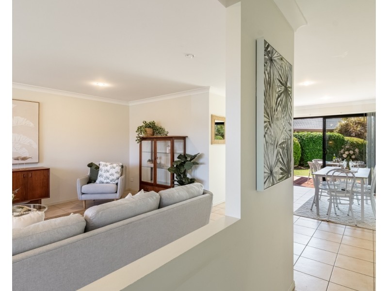 1/2 Carnarvon Court, Lennox Head NSW 2478