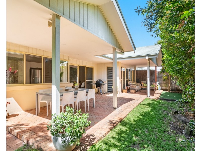 2 Lakefield Avenue, Lennox Head NSW 2478