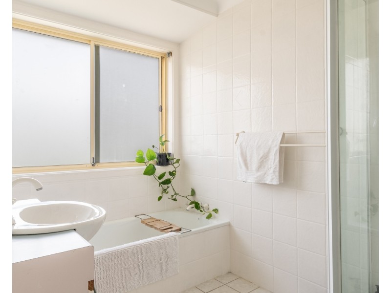 2 Lakefield Avenue, Lennox Head NSW 2478