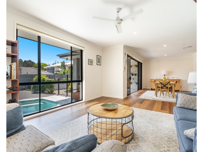 27 Lakeside Way, Lennox Head NSW 2478