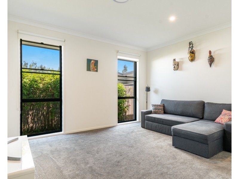 27 Lakeside Way, Lennox Head NSW 2478