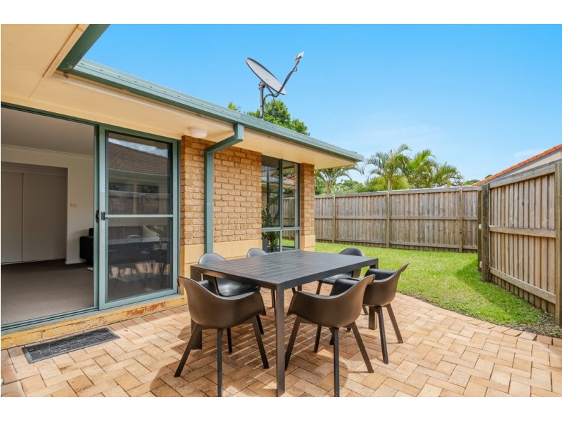 2 Cooloola Avenue, Lennox Head NSW 2478