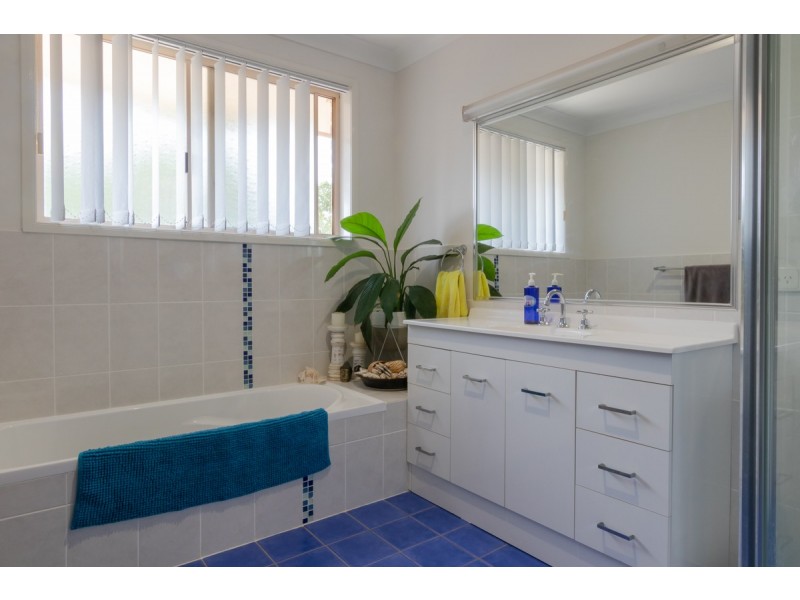 2/18 Barrett Drive, Lennox Head NSW 2478