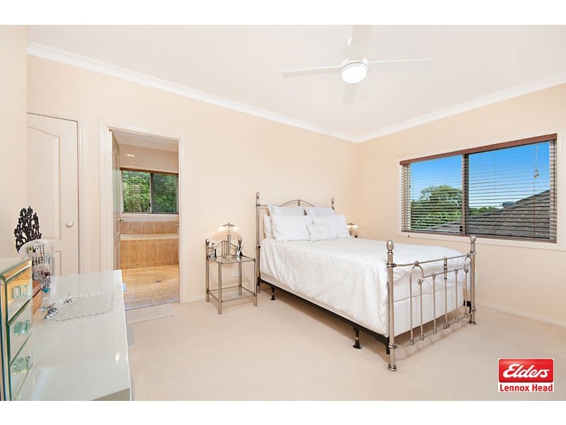 2/17 Alison Avenue, Lennox Head NSW 2478