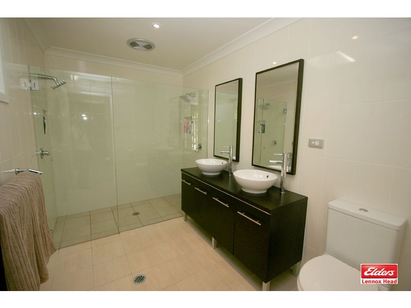 11 The Grove, Lennox Head NSW 2478