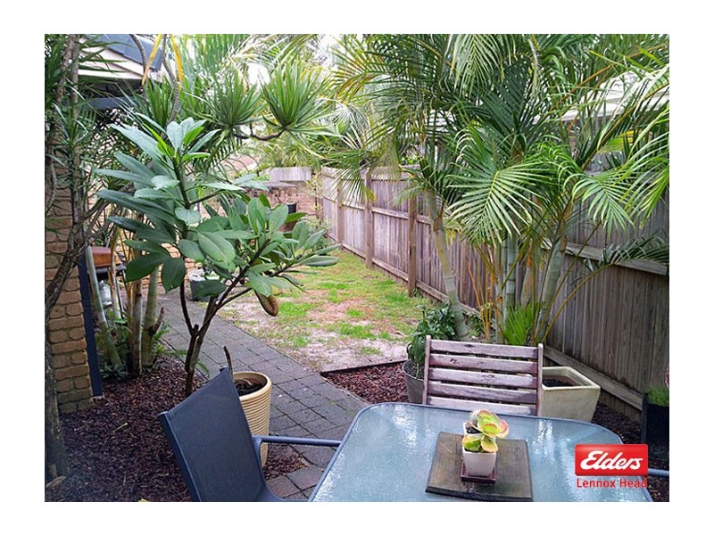 1/4 Barrett Drive, Lennox Head NSW 2478