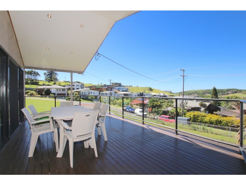 76 Survey Street, Lennox Head NSW 2478