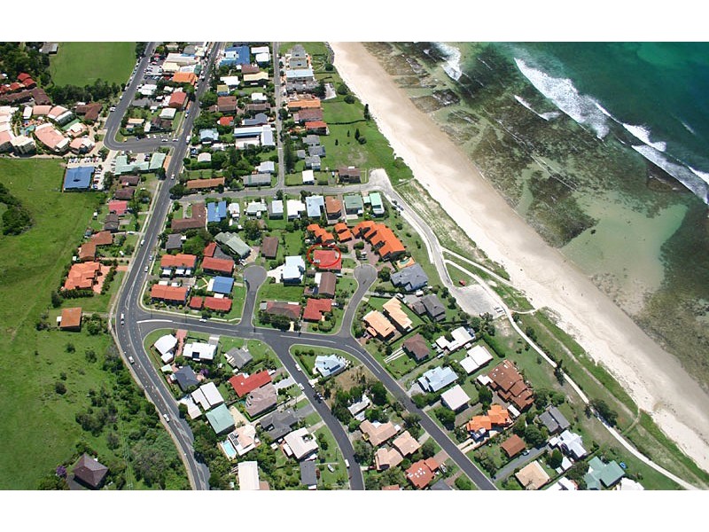 2/8 Tresise Place, Lennox Head NSW 2478