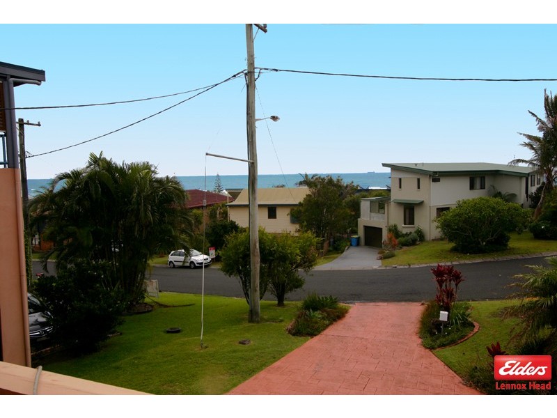 2/27 Dress Circle Drive, Lennox Head NSW 2478