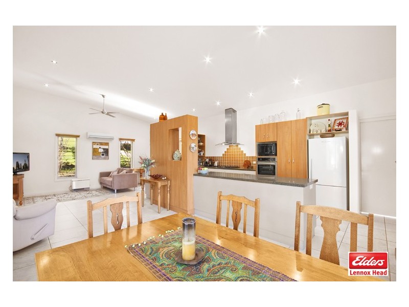 137 Phoenix Drive, Tintenbar NSW 2478