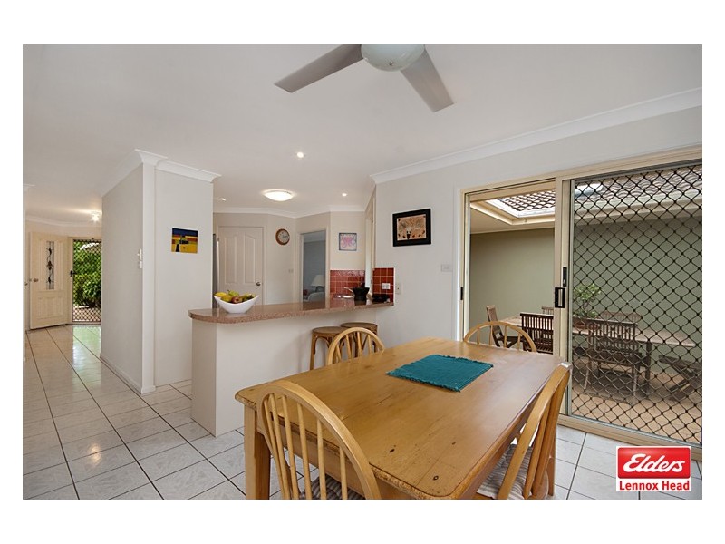2/14 Patricia Parade, Lennox Head NSW 2478