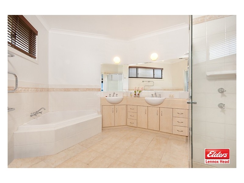 2/36 Allens Parade, Lennox Head NSW 2478