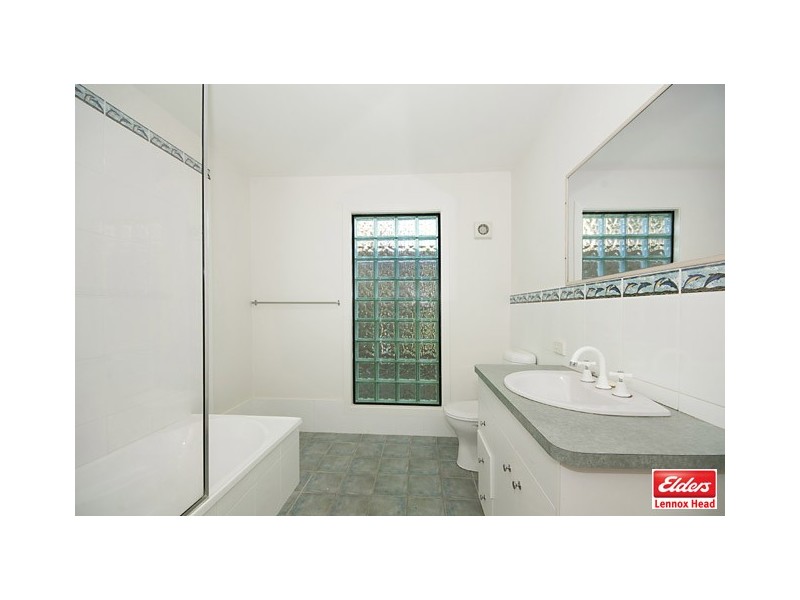 2/37 Allens Parade, Lennox Head NSW 2478