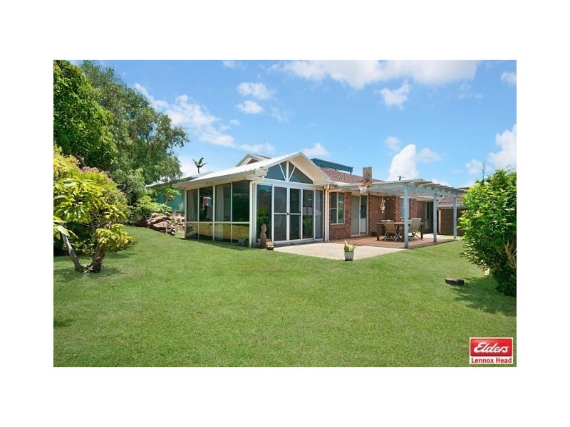 64 Sandstone Crescent, Lennox Head NSW 2478