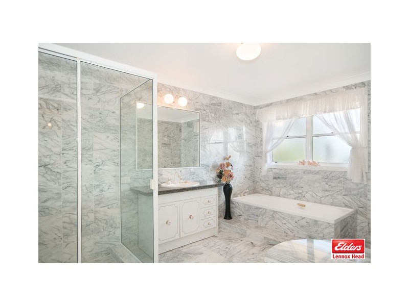 28 Greenwood Place, Lennox Head NSW 2478