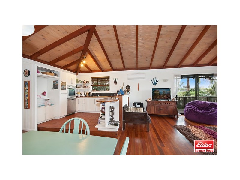 70 Survey Street, Lennox Head NSW 2478