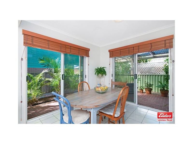 2/8 Patricia Parade, Lennox Head NSW 2478