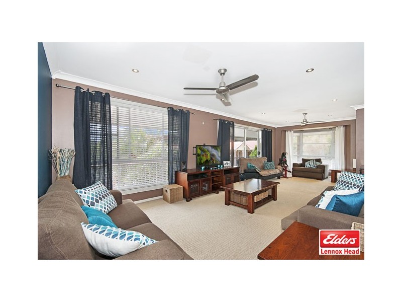 11 The Crest, Lennox Head NSW 2478