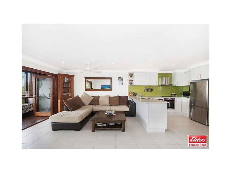 2/13 Sunrise Crescent, Lennox Head NSW 2478